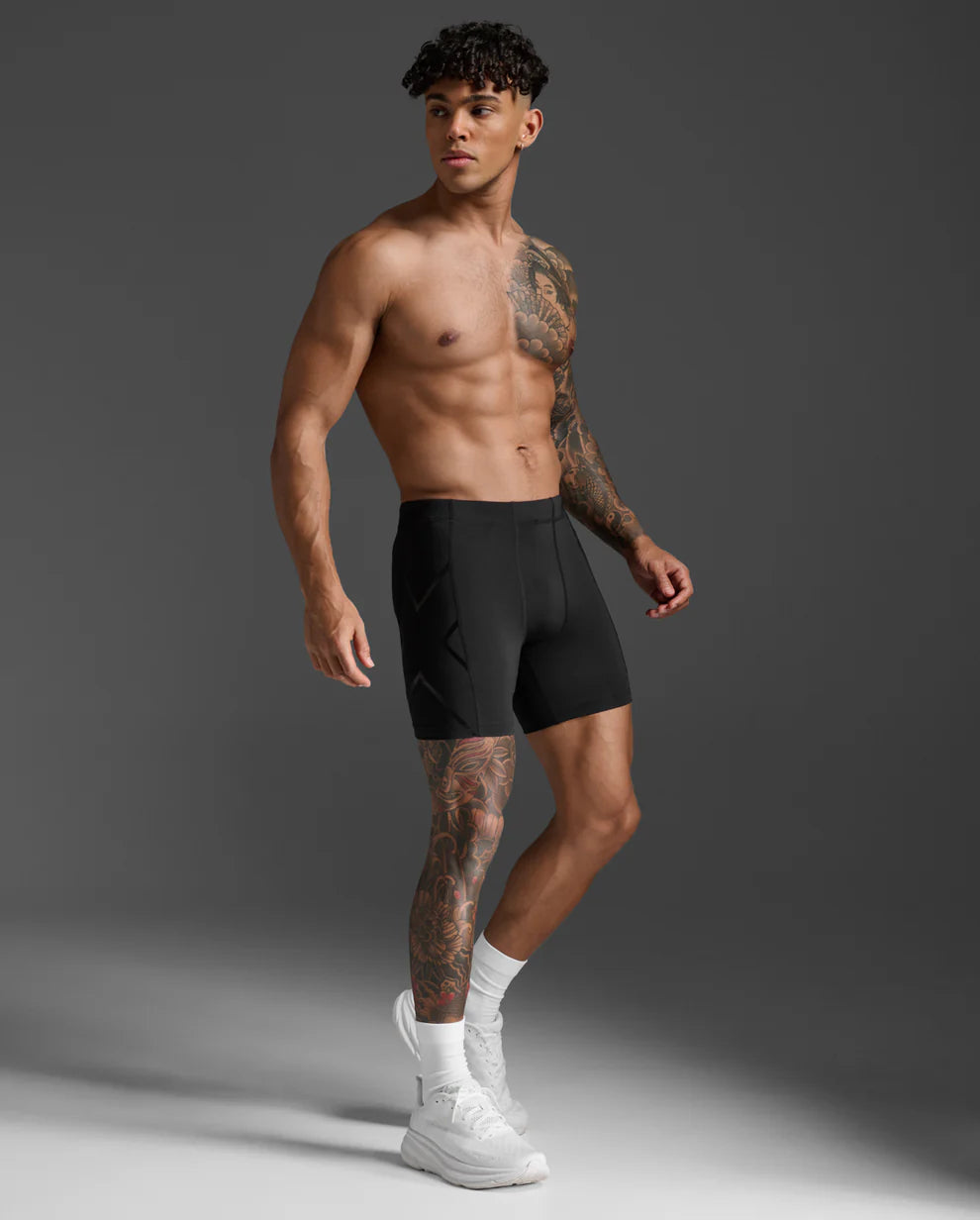 2XU Core Compression 1/2 Shorts