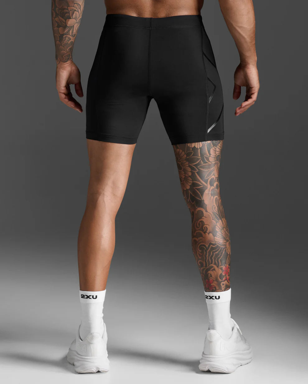 2XU Core Compression 1/2 Shorts